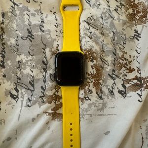 Apple series 5 watch with extra bands